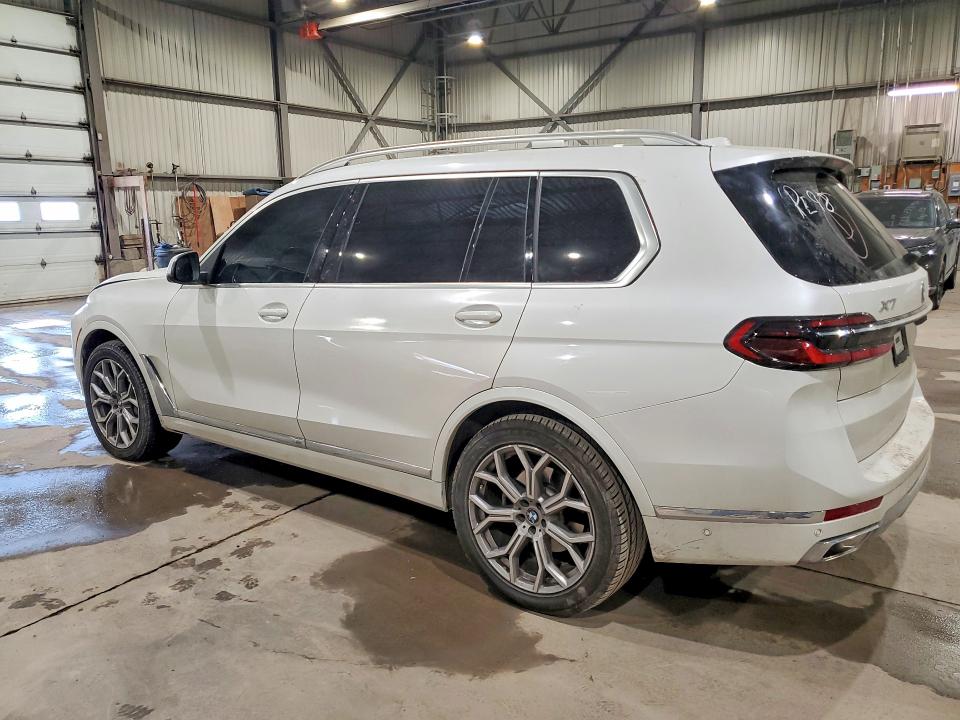 2024 BMW X7