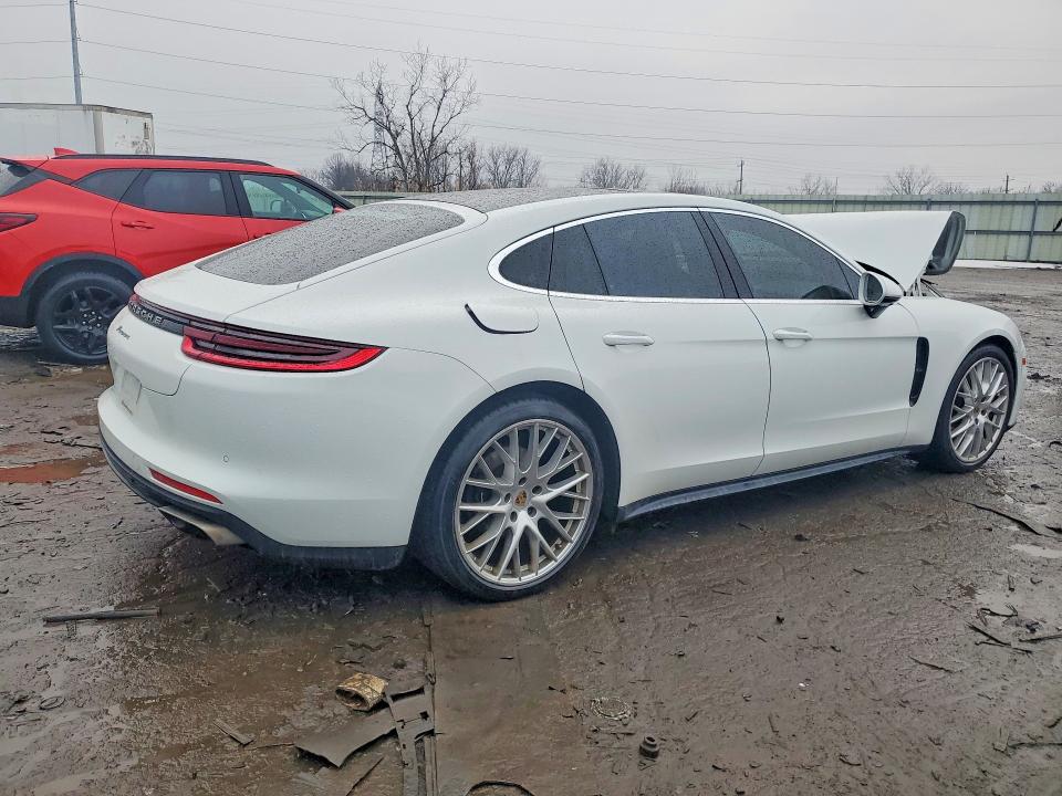 2020 Porsche Panamera