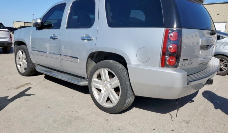 
								2012 Gmc Yukon full									