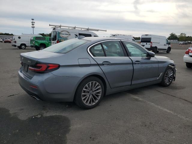 2021 BMW 530 xi
