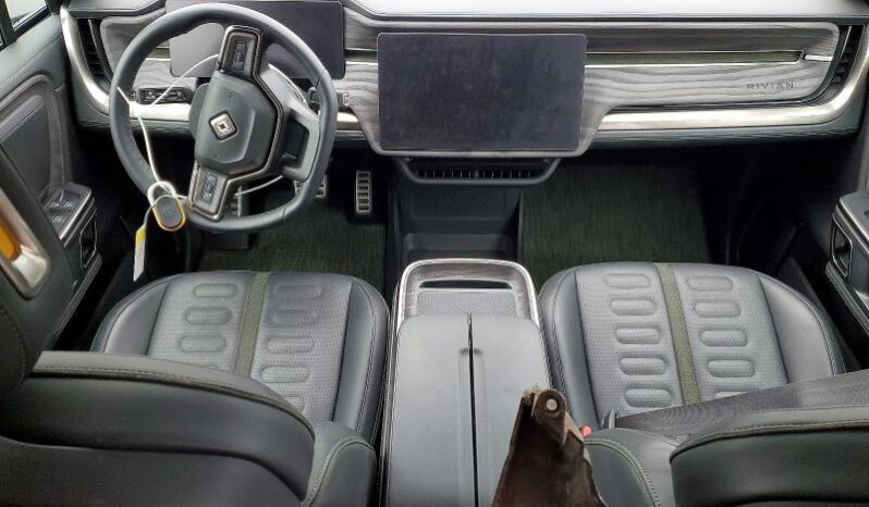 
								2022 Rivian R1s full									