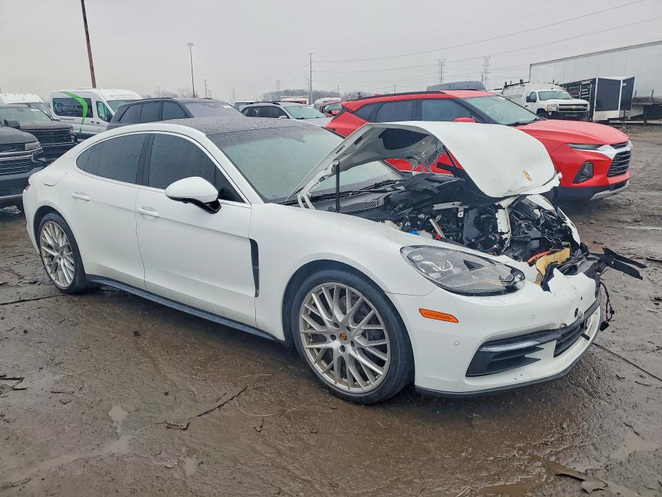 2020 Porsche Panamera