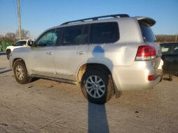 
										2016 Toyota Land cruiser full									