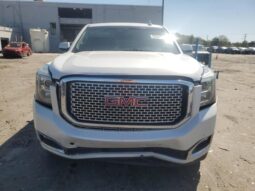 
										2017 Gmc Yukon full									