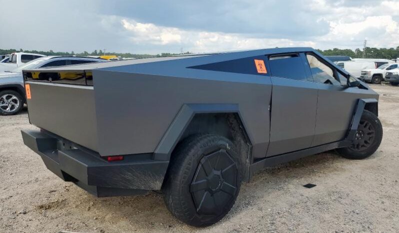 
								2024 Tesla Cybertruck full									