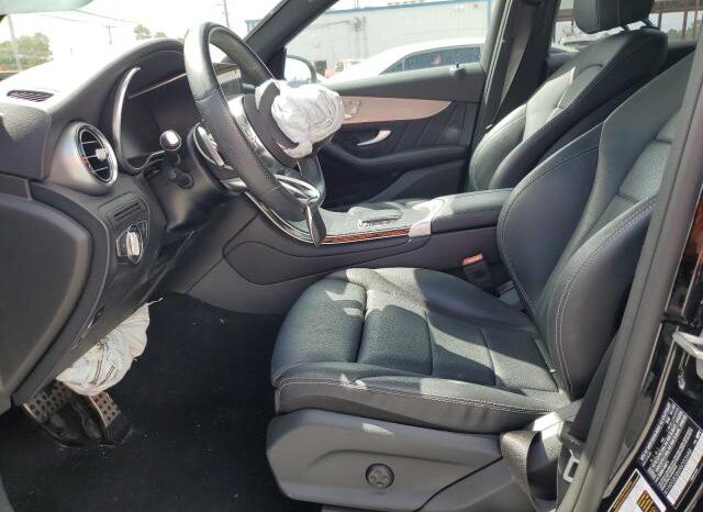 
								2022 Mercedes-benz Glc 300 full									