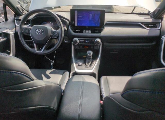 
								2024 Toyota Rav4 full									