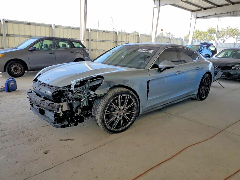 2018 Porsche Panamera