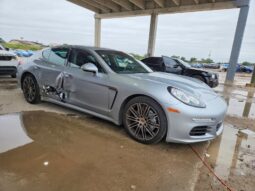 
										2016 Porsche Panamera full									