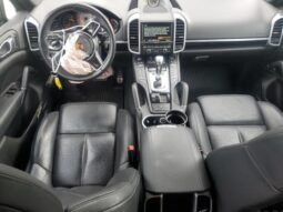 
										2016 Porsche Cayenne full									