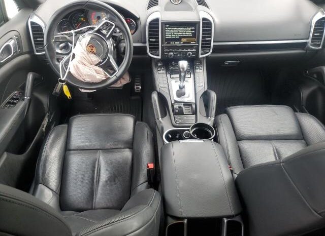 
								2016 Porsche Cayenne full									