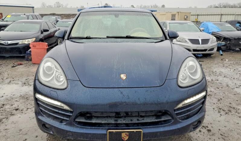 
								2012 Porsche Cayenne full									