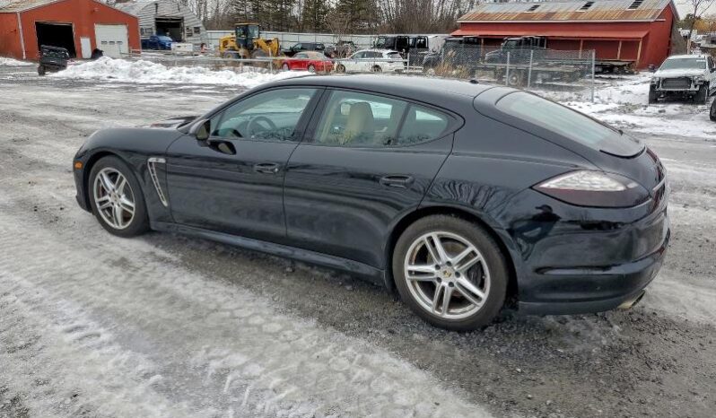 
								2013 Porsche Panamera full									