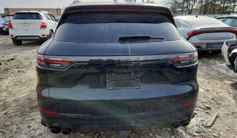 
								2023 Porsche Cayenne full									