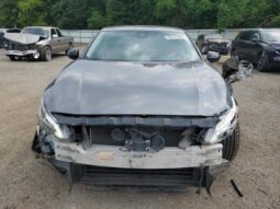 
										2020 Nissan Altima sr full									