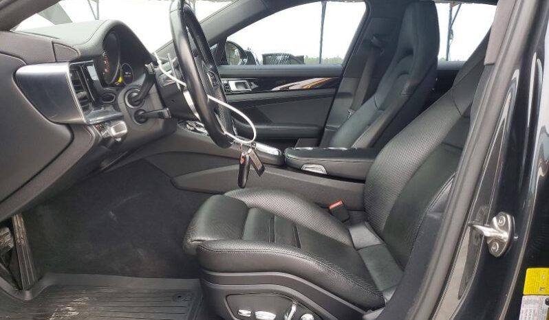 
								2017 Porsche Panamera full									