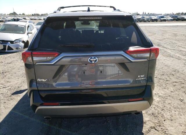 
								2022 Toyota Rav4 full									