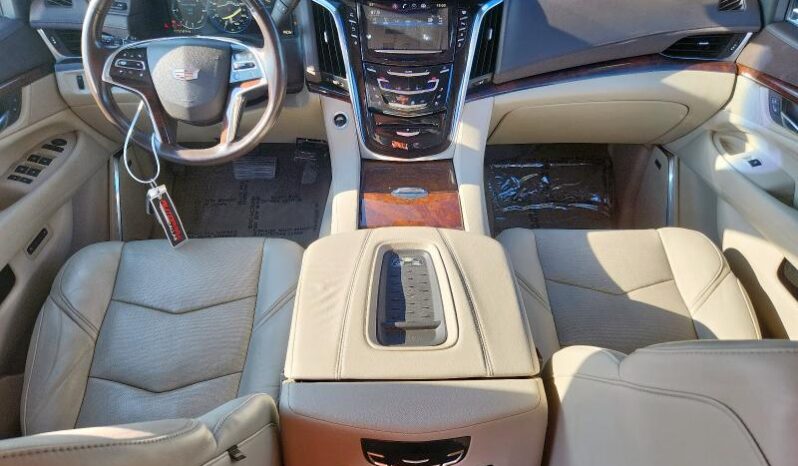 
								2015 Cadillac Escalade full									