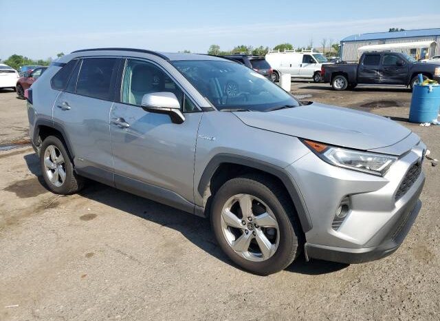 
								2021 Toyota Rav4 full									
