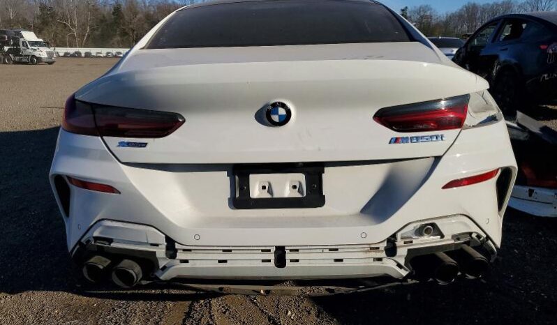
								2023 BMW M8 full									