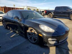 
										2013 Porsche Panamera full									