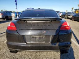 
										2013 Porsche Panamera full									