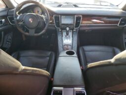 
										2010 Porsche Panamera full									