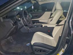 
										2022 Lexus Es 350 full									