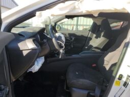 
										2019 Toyota C-hr full									