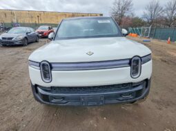 
										2025 Rivian R1s full									
