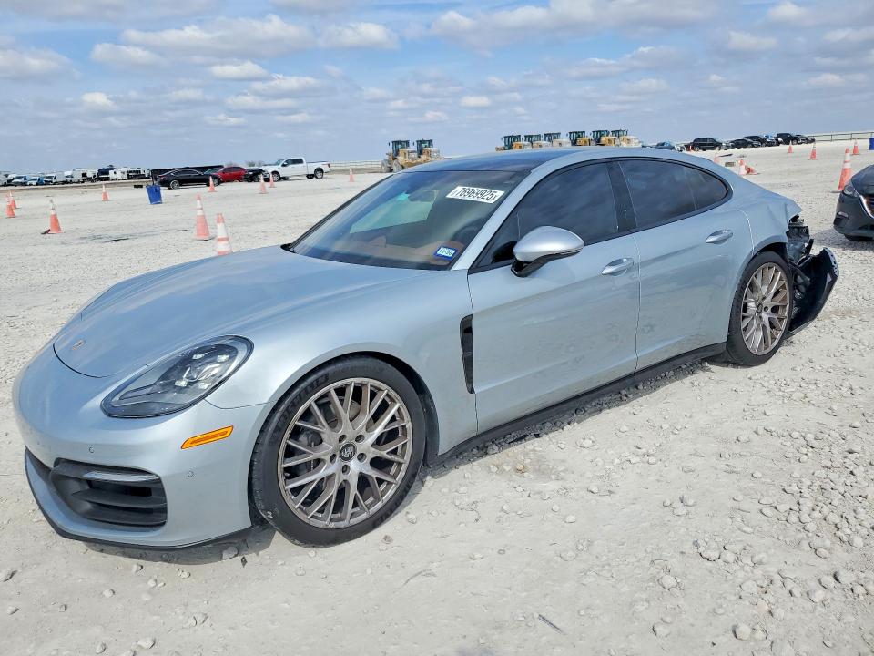 2021 Porsche Panamera