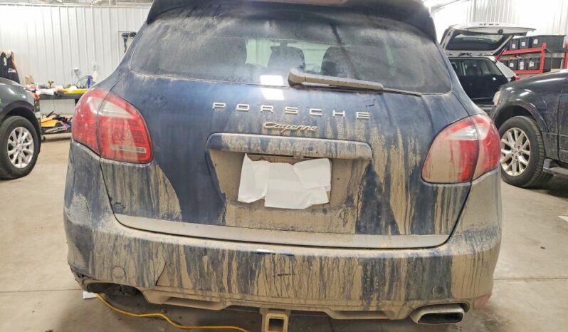 
								2013 Porsche Cayenne full									