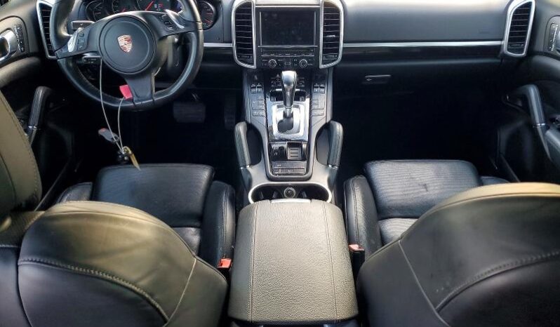 
								2013 Porsche Cayenne full									