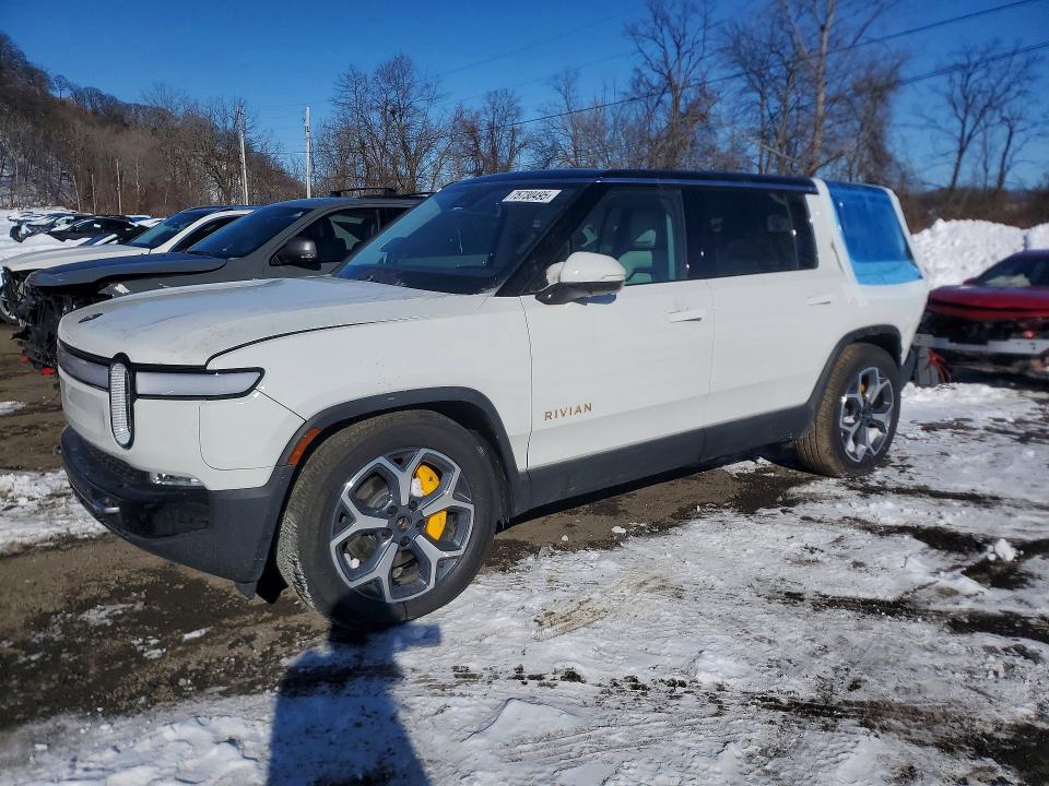 2024 Rivian R1s