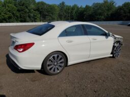 
										2018 Mercedes-benz Cla 250 4m full									