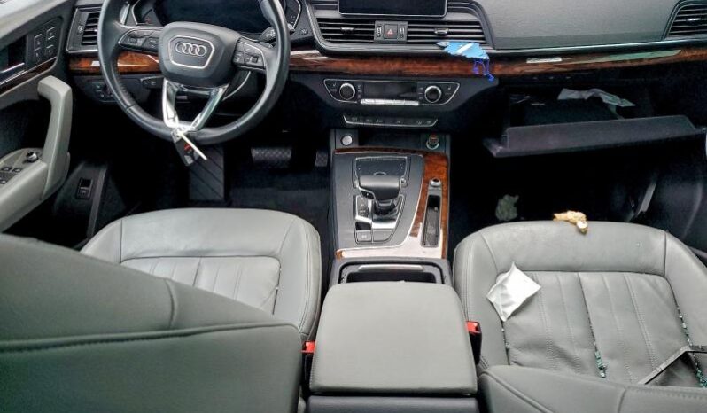 
								2018 Audi Q5 full									