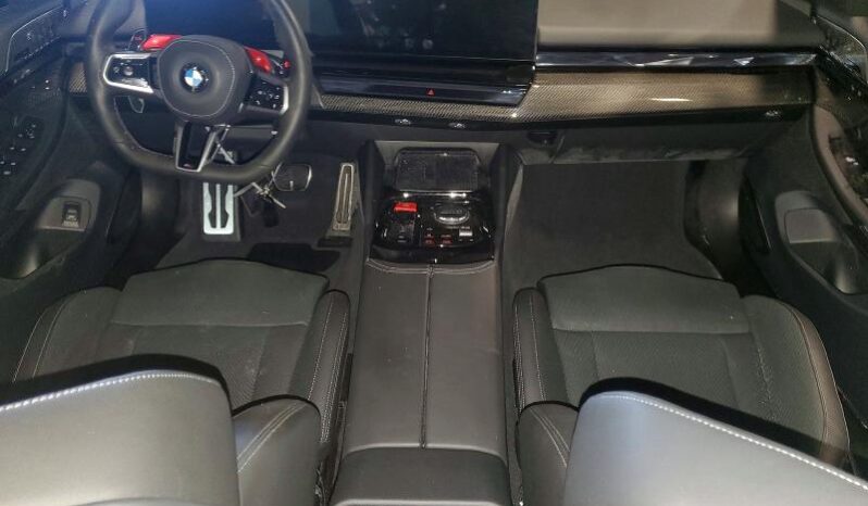 
								2025 BMW M5 full									