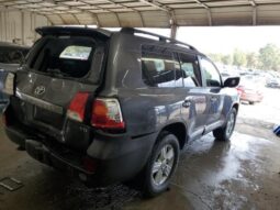 
										2013 Toyota Land cruiser full									