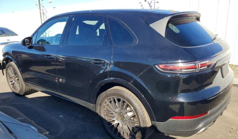
								2021 Porsche Cayenne full									