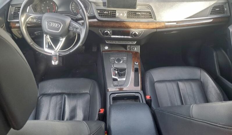 
								2019 Audi Q5 full									