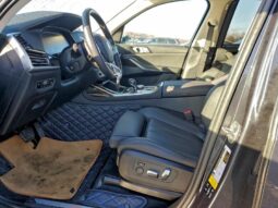 
										2020 BMW X7 full									