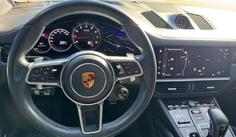
								2022 Porsche Cayenne full									