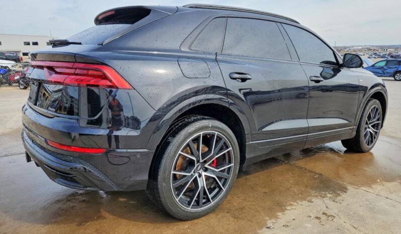 
								2019 Audi Q8 full									