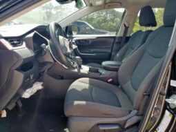 
										2022 Toyota Rav4 full									