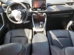 
										2019 Toyota Rav4 full									