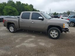 
										2012 Chevrolet Silverado full									