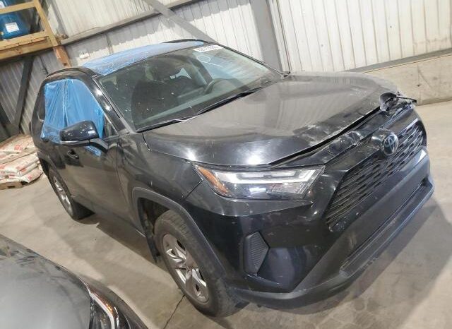 
								2022 Toyota Rav4 full									