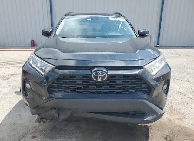 
								2019 Toyota Rav4 full									