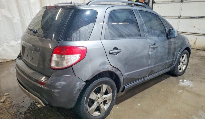 
								2012 Suzuki Sx4 full									