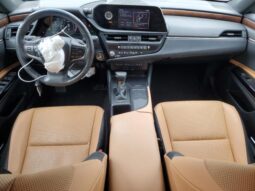 
										2022 Lexus Es 350 full									